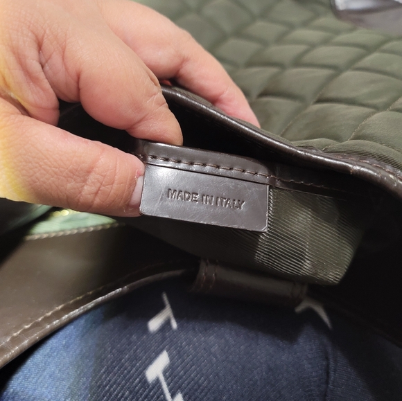 Burberry Green/Brown Quilted Nylon Brook Hobo Bag - Picture 5 of 13